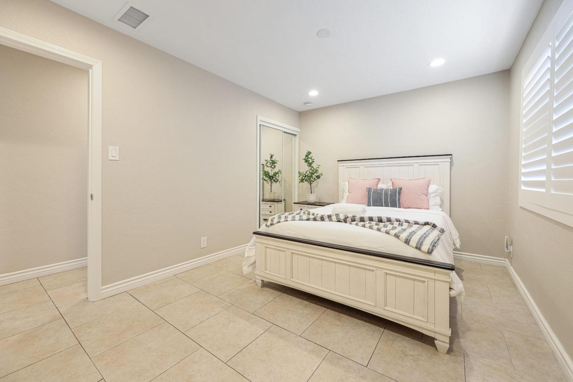 2 Homes In 1 Sleeps 18 10 Min To Zoo And